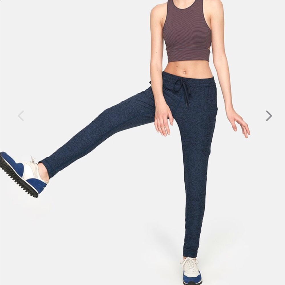 Outdoor Voices Cloudknit sweats - Navy